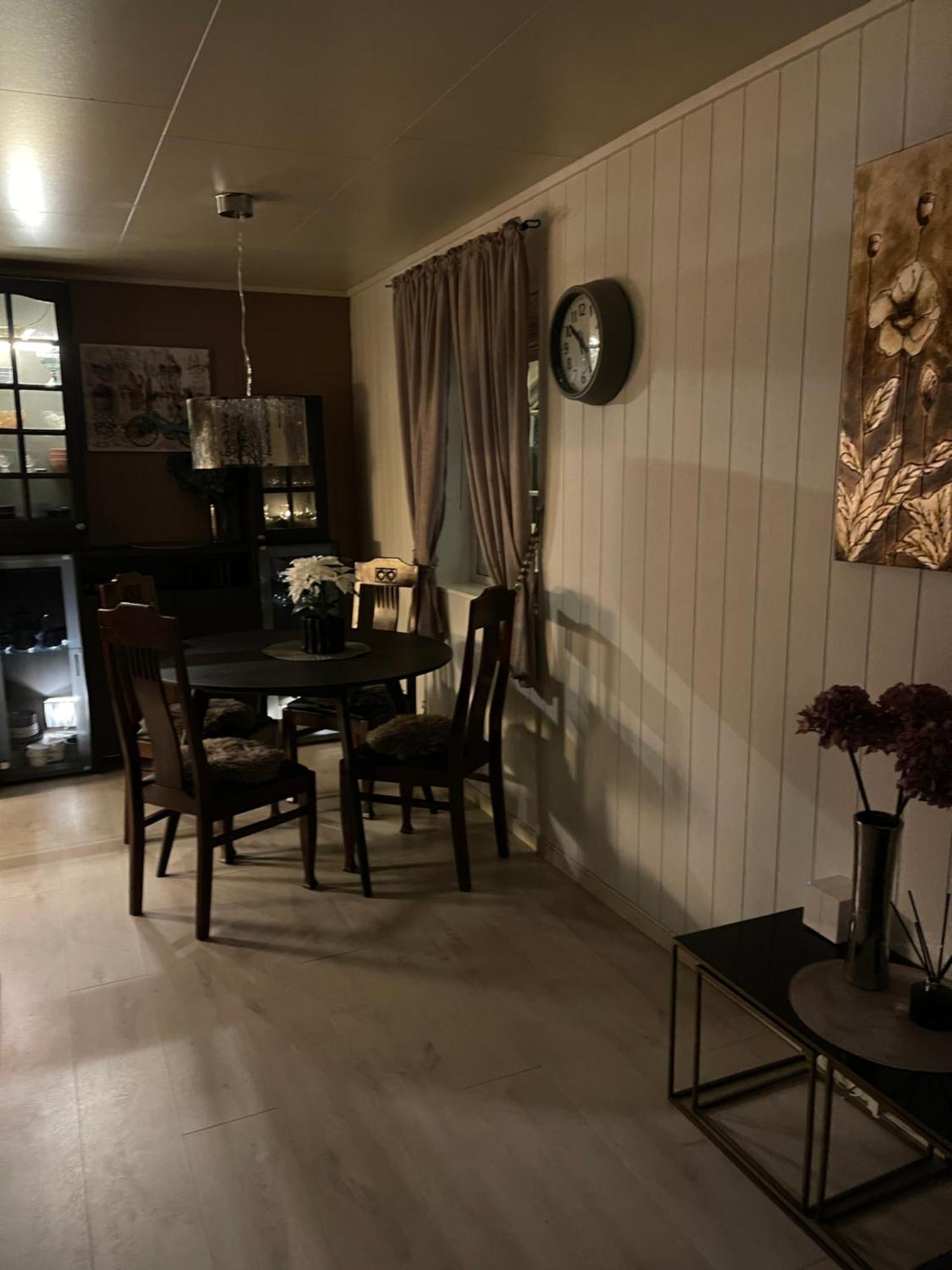 Apartment Naer Flyplassen *